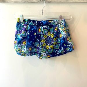 Youth Girls Patterned Shorts